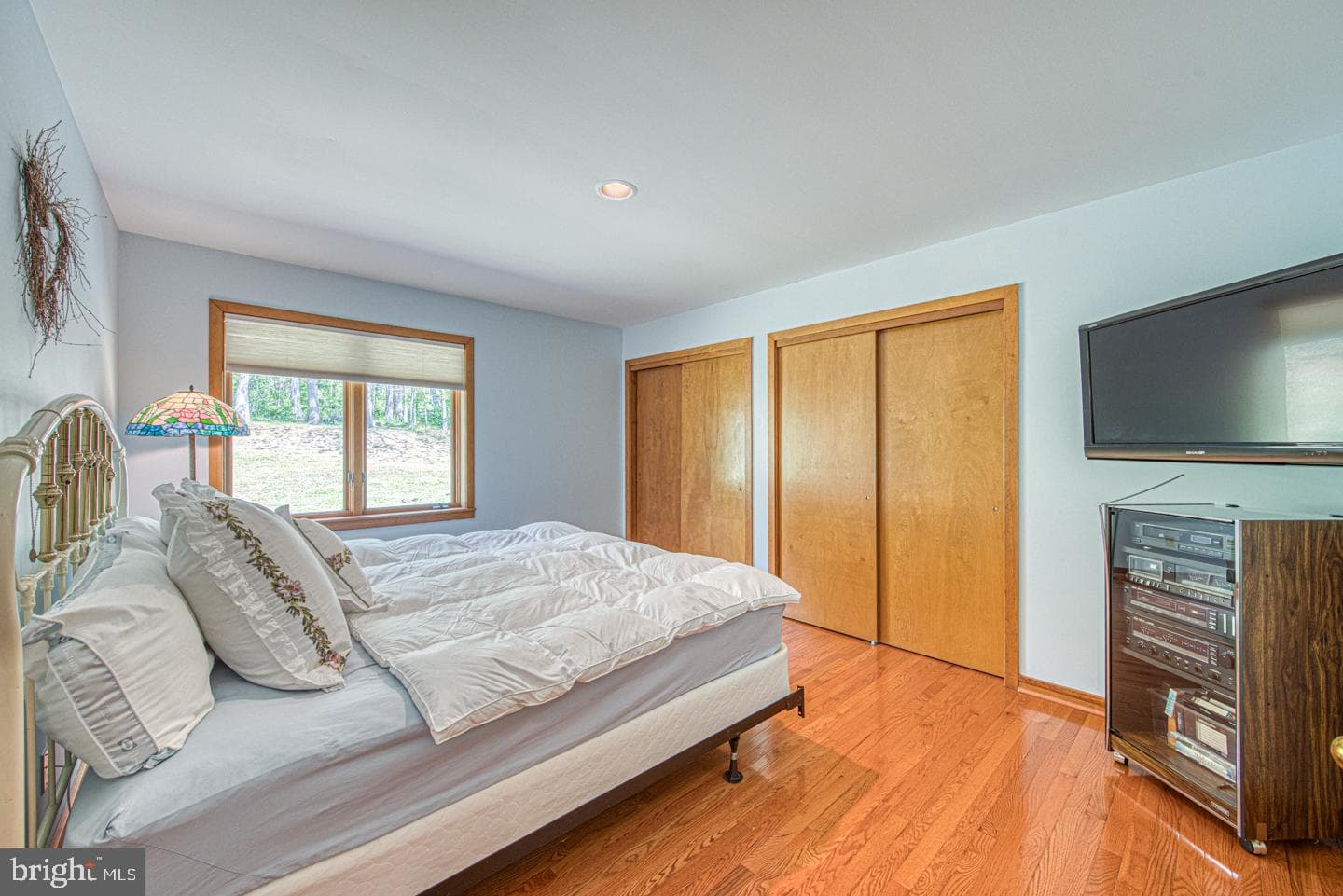 635 N Heilbron Drive photo 33