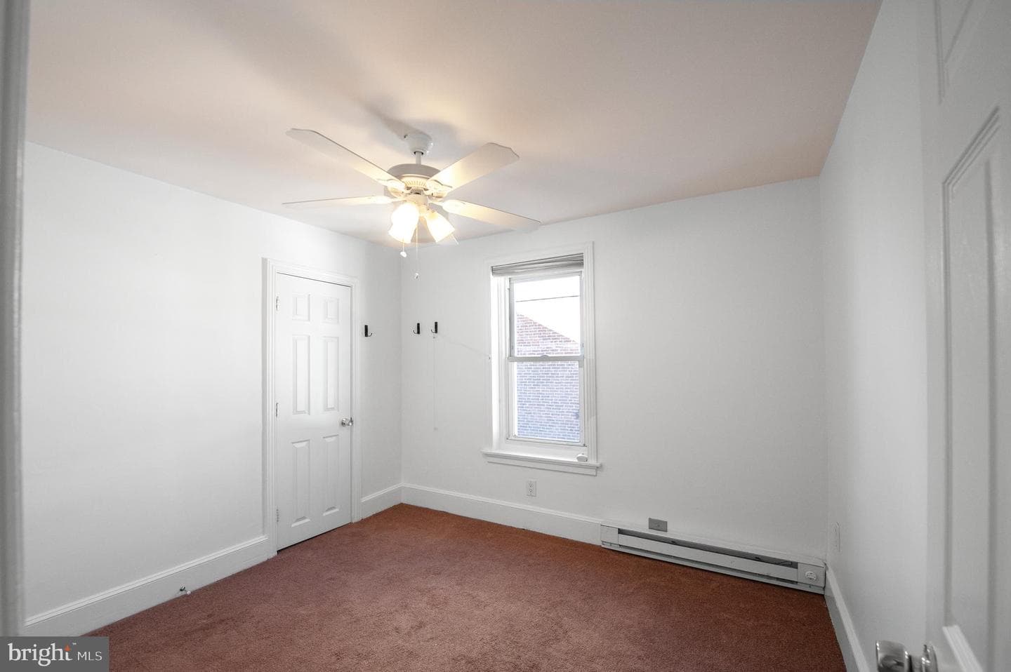 827 Aubrey Avenue photo 16