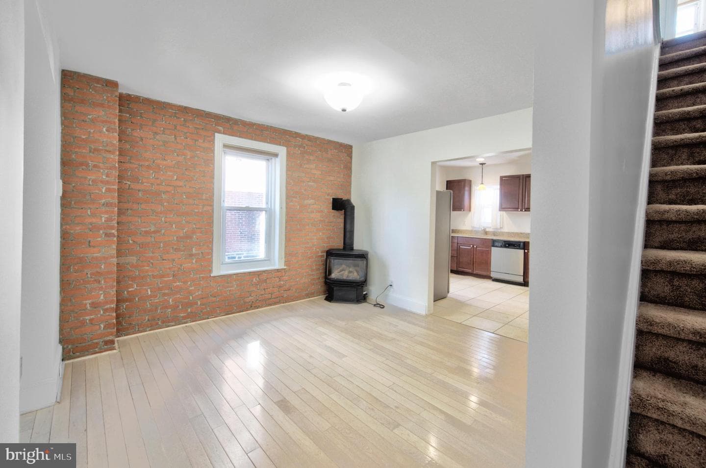 827 Aubrey Avenue photo 6