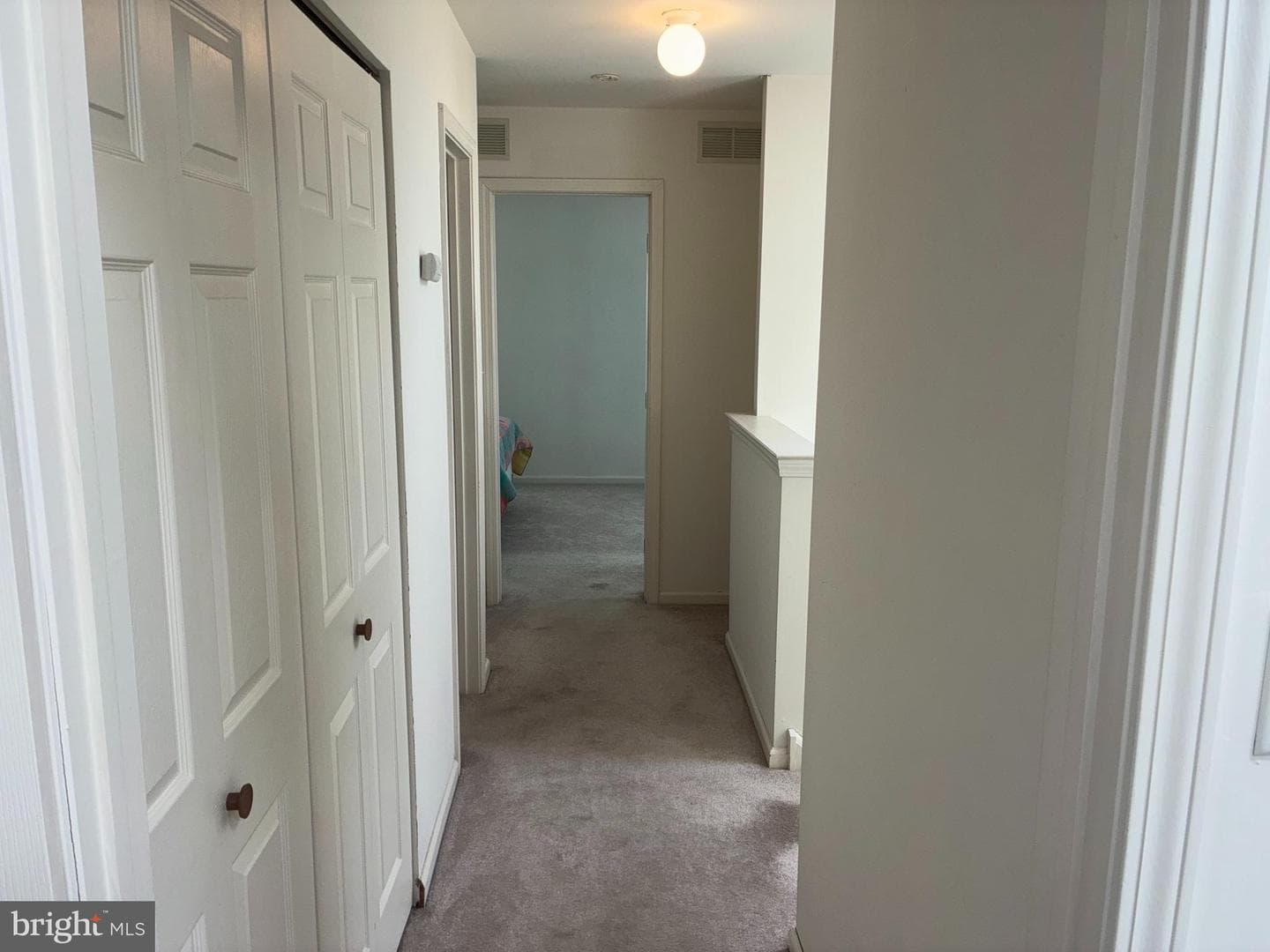 566 Applewood Court photo 18
