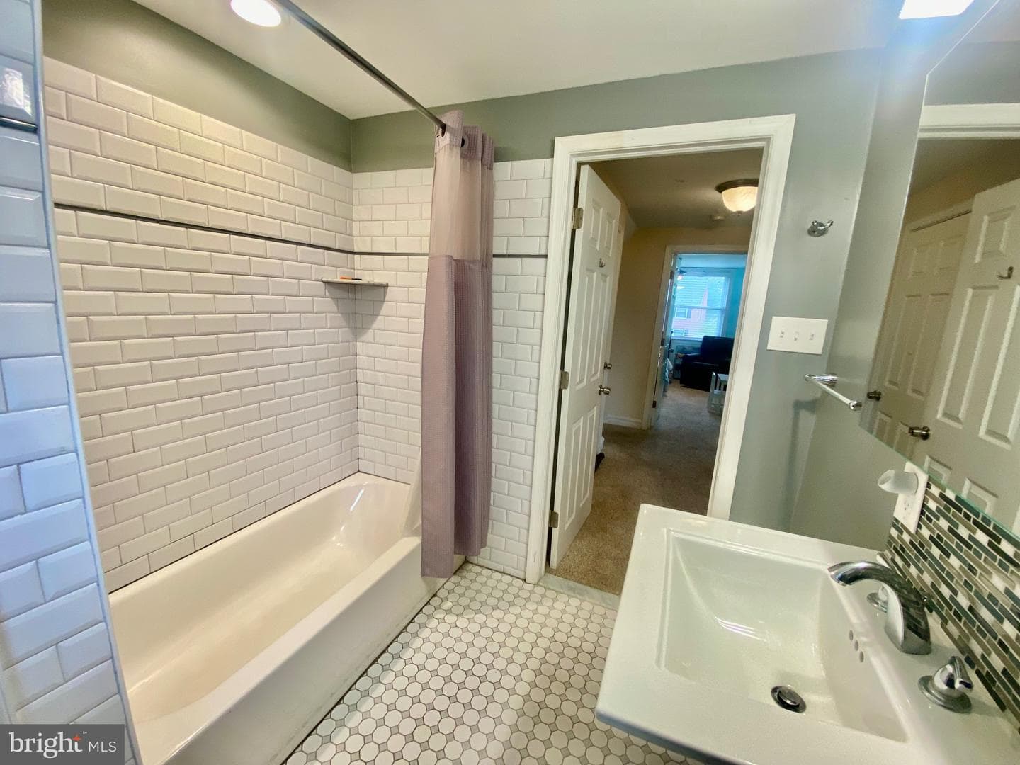 226 Canterbury Drive photo 20