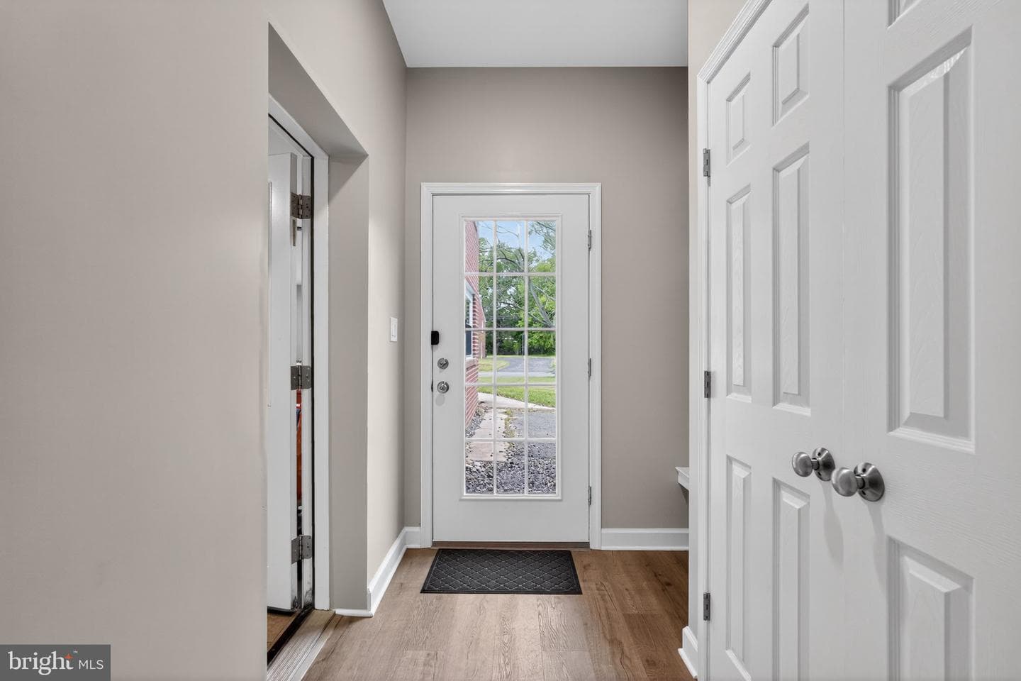 226 Canterbury Drive photo 29