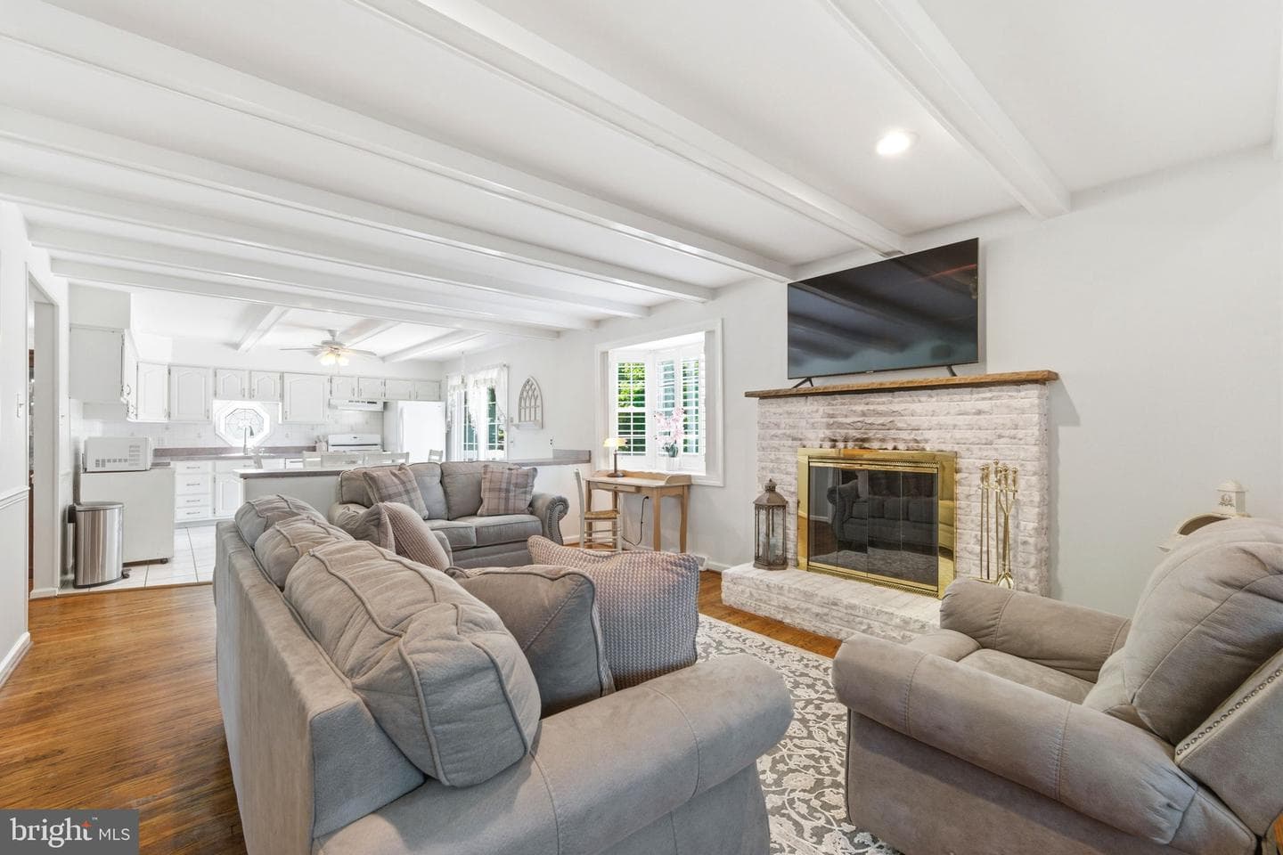 1525 Caroline Drive photo 17