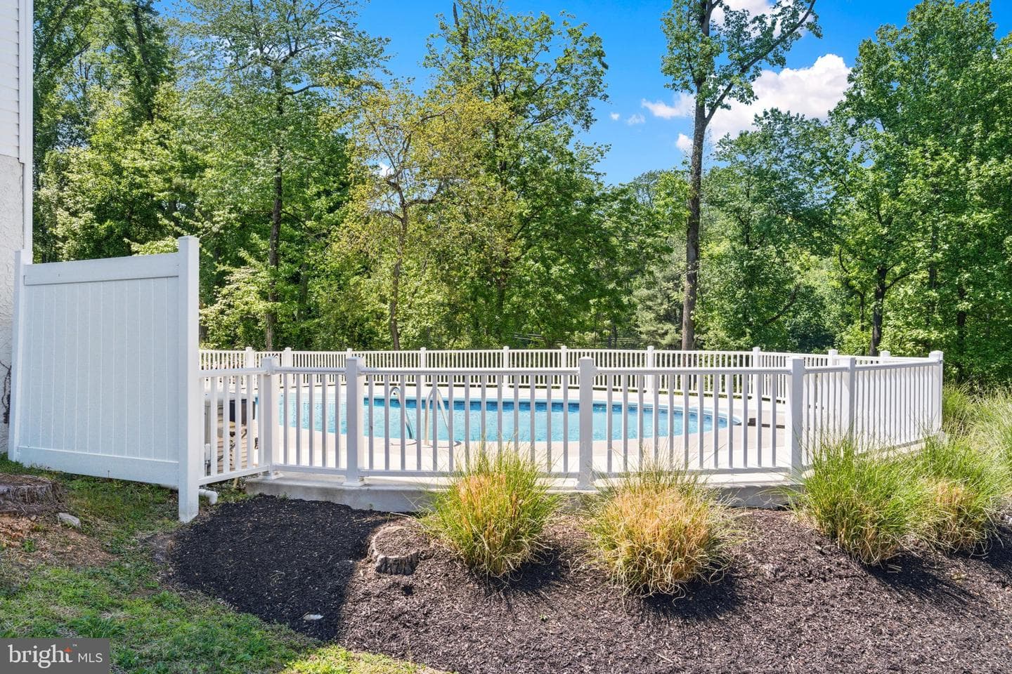 1525 Caroline Drive photo 57