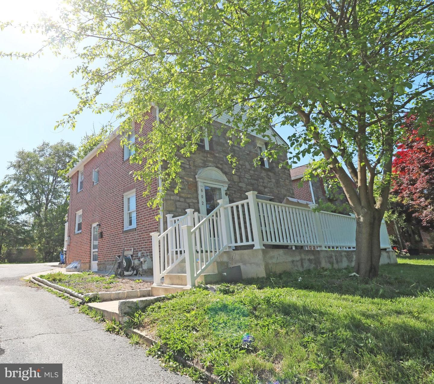 602 W South Avenue photo 3