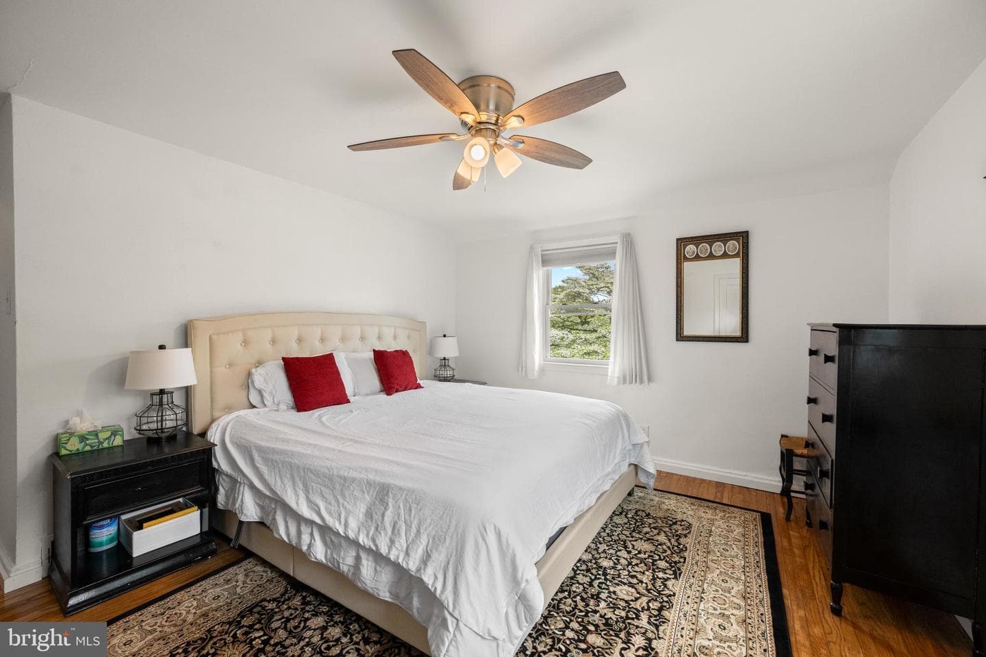 548 Claremont Road photo 28