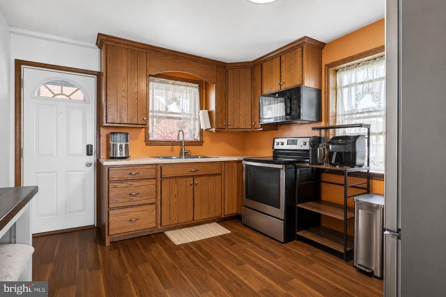 962 Thornton Road photo 4