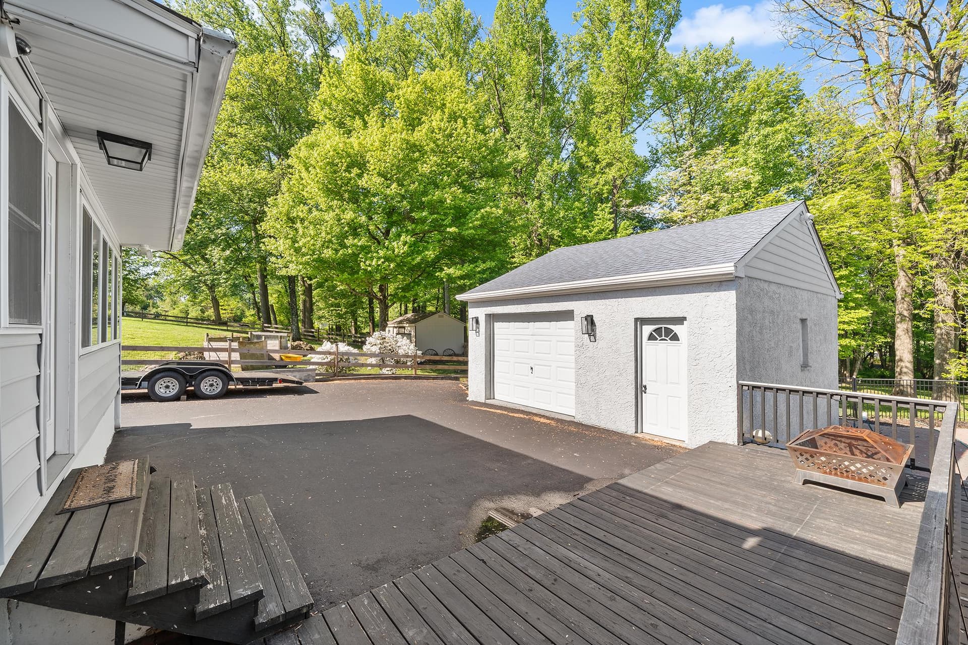 5214 Chichester Avenue photo 32