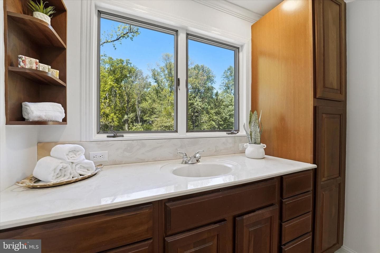 2 Woodbriar Drive photo 33