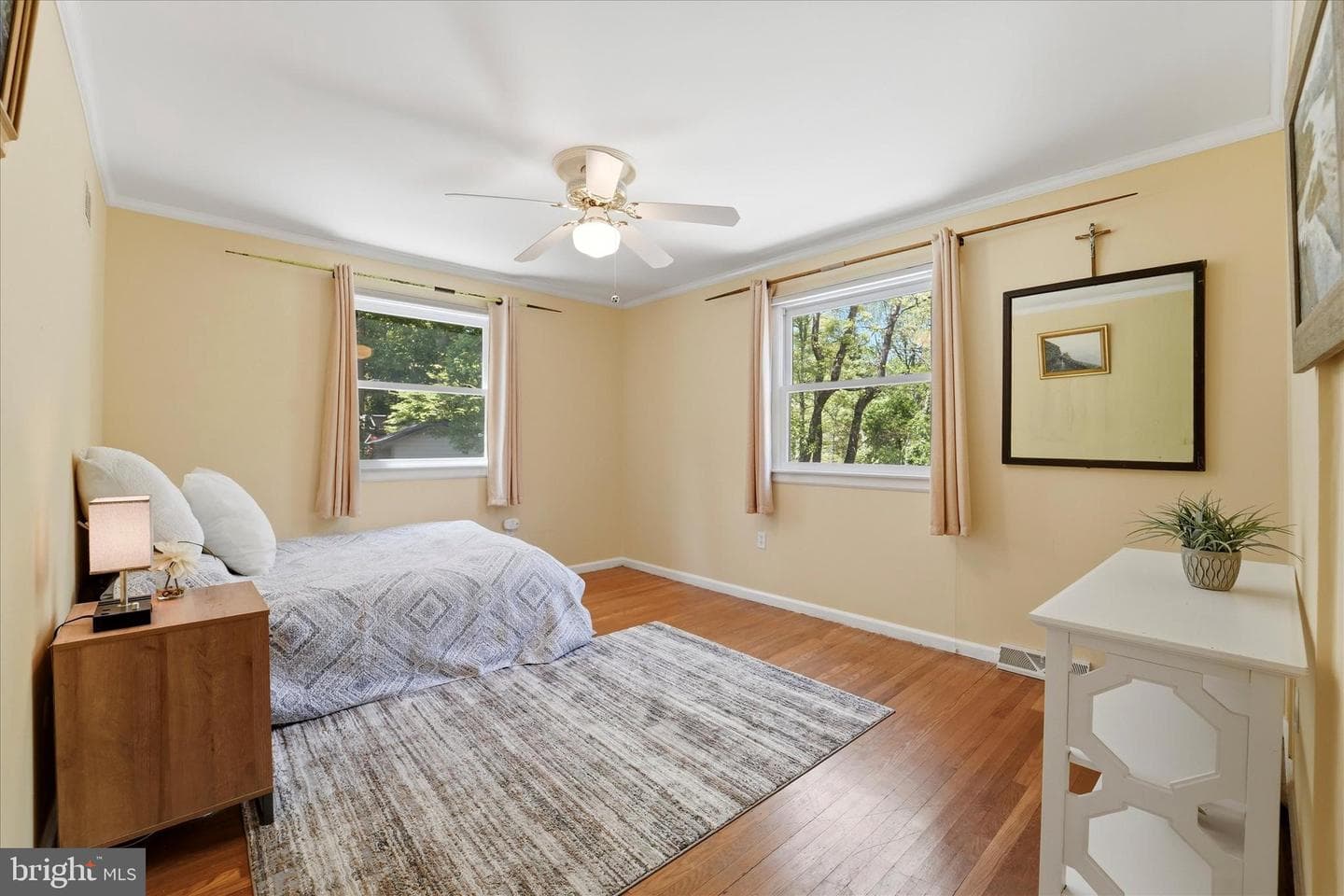 2 Woodbriar Drive photo 41