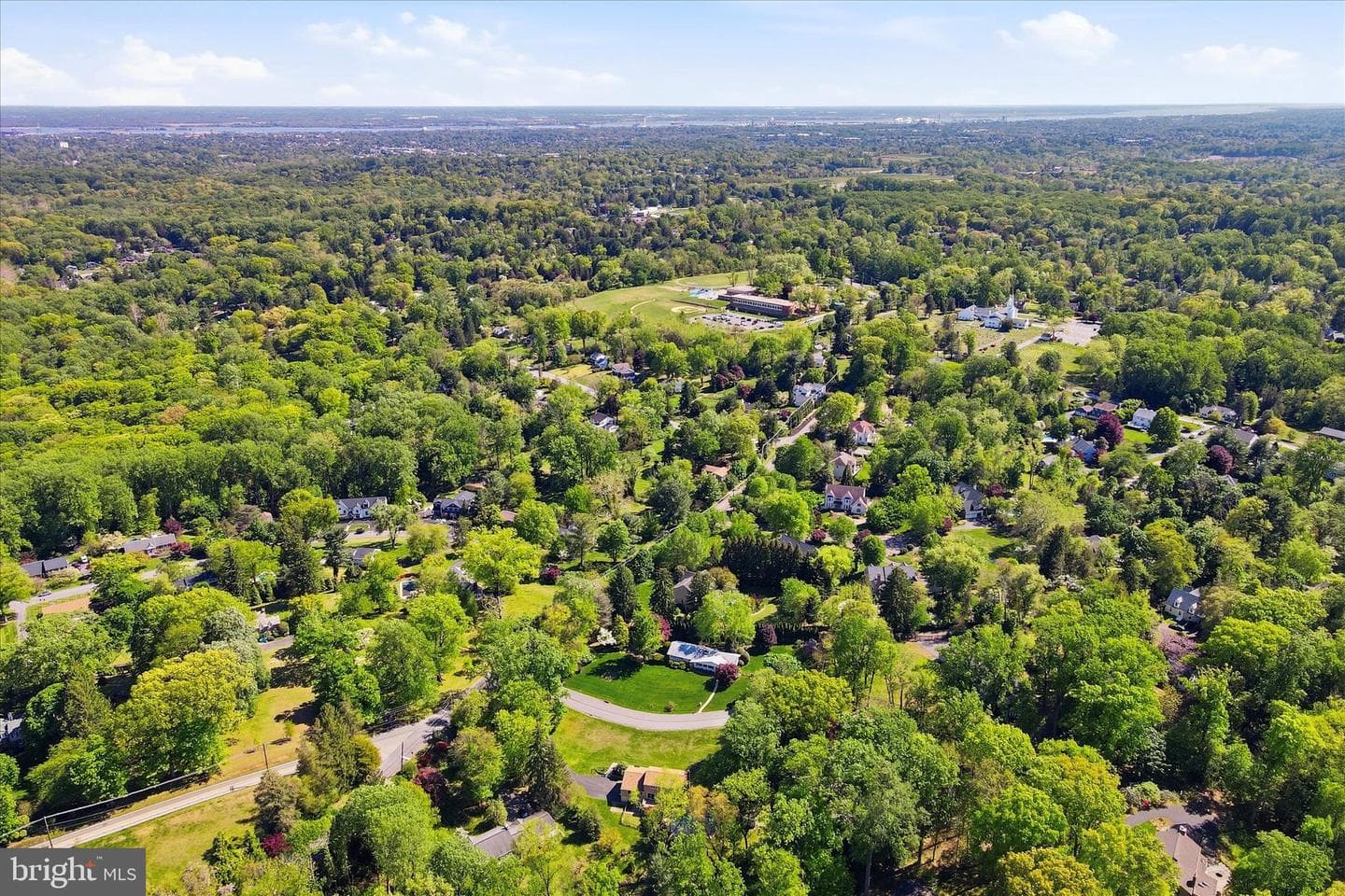 2 Woodbriar Drive photo 54