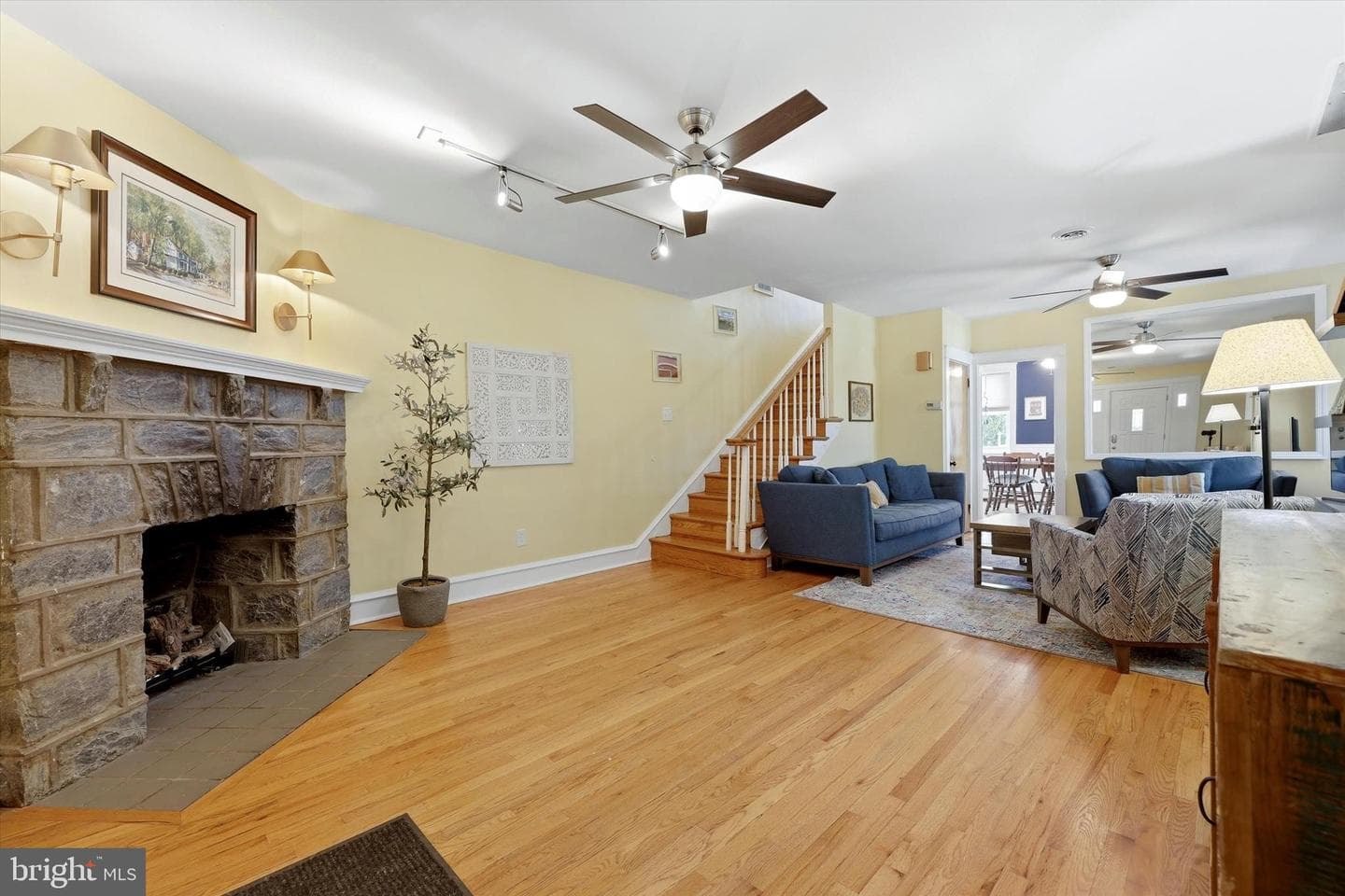 2438 E County Line Road photo 3