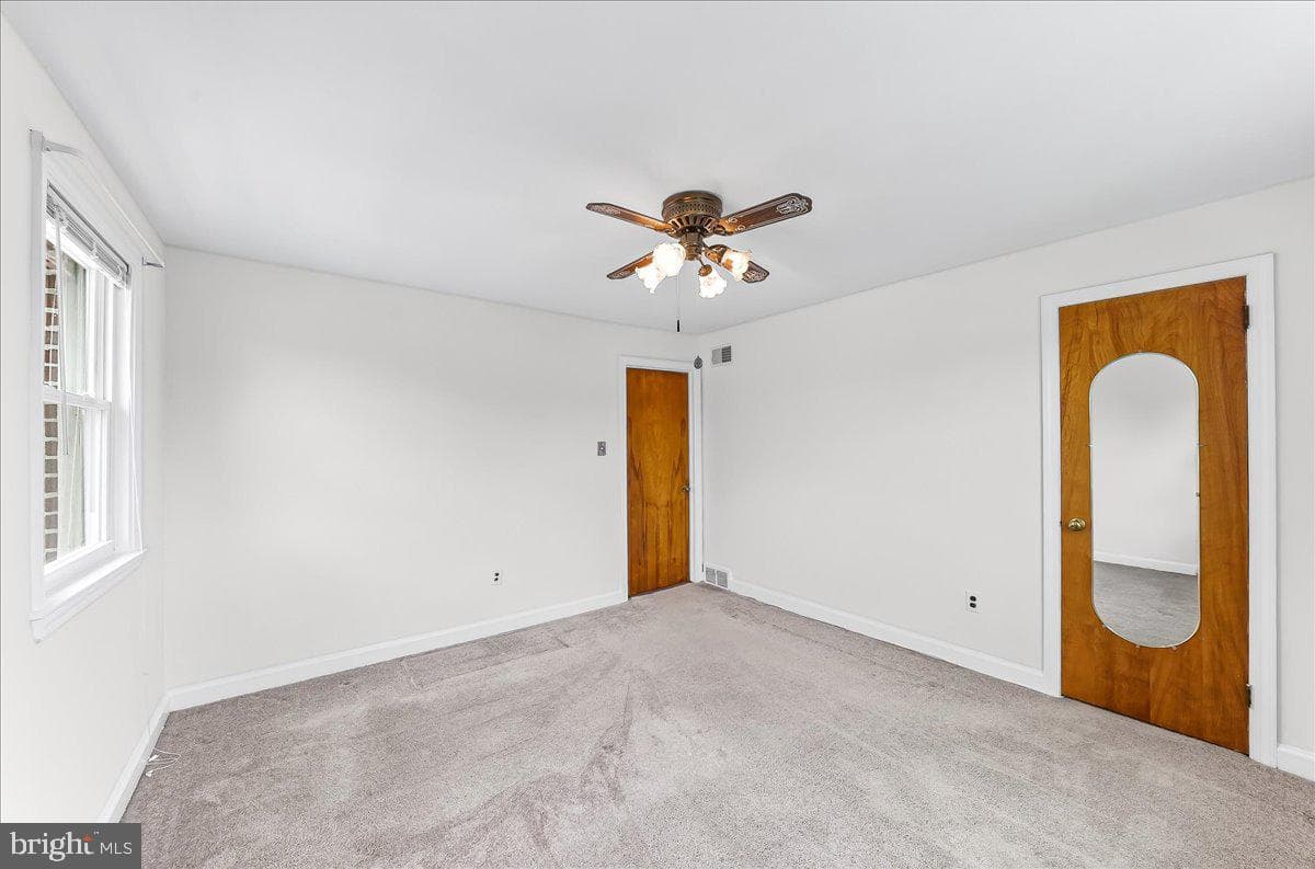 302 Lakeview Drive photo 19