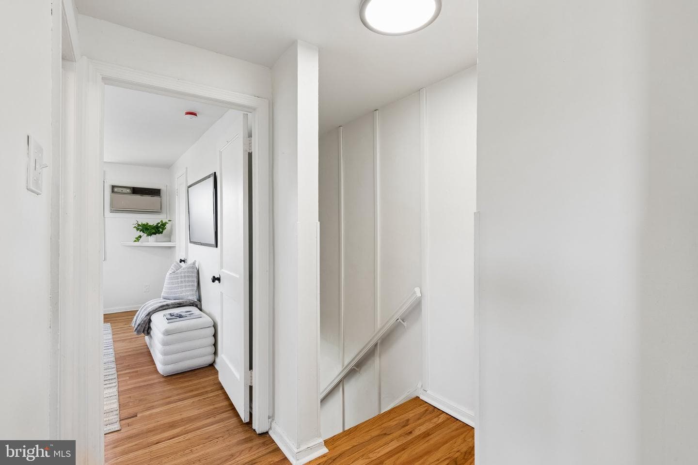 819 Grant Road photo 19