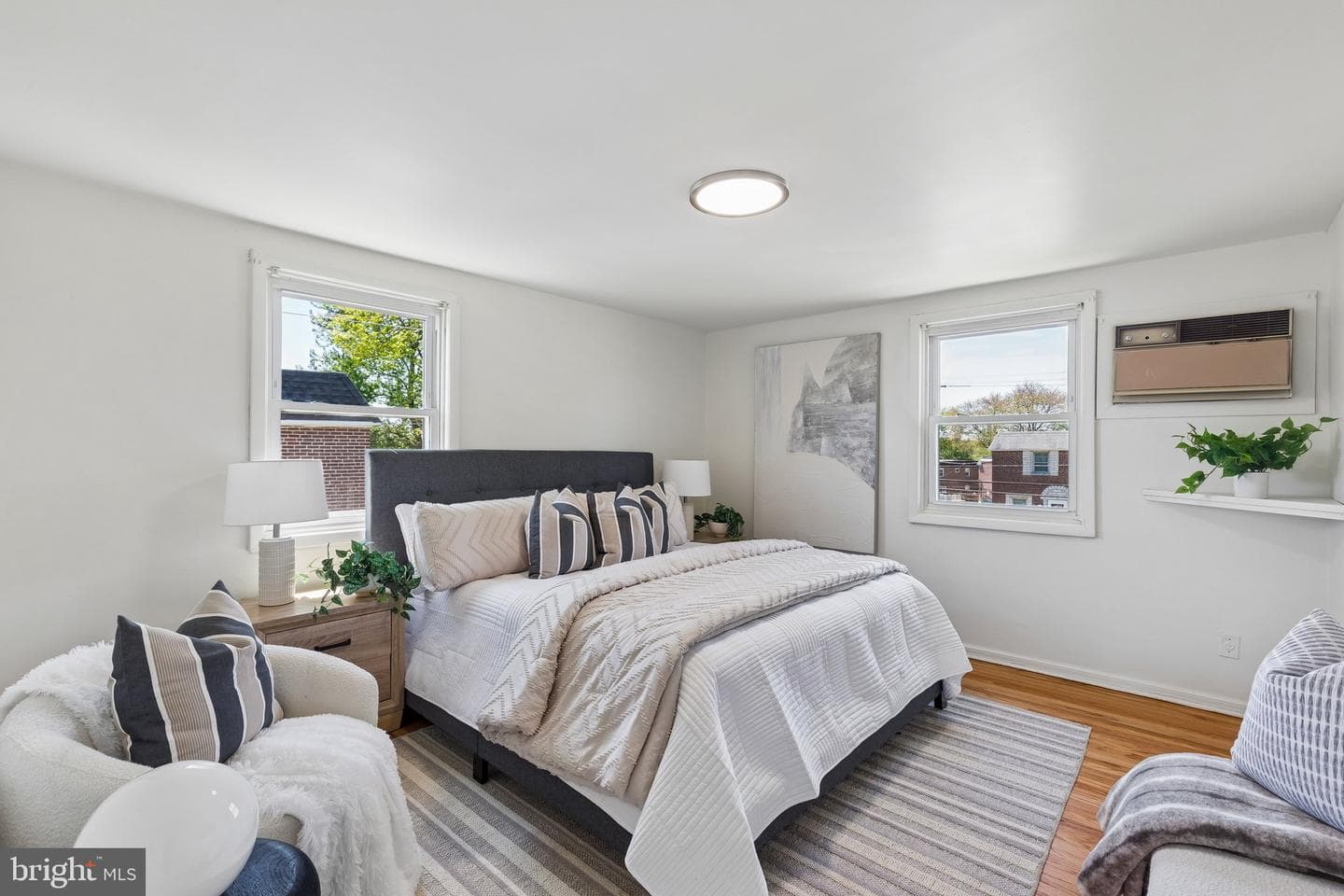 819 Grant Road photo 24