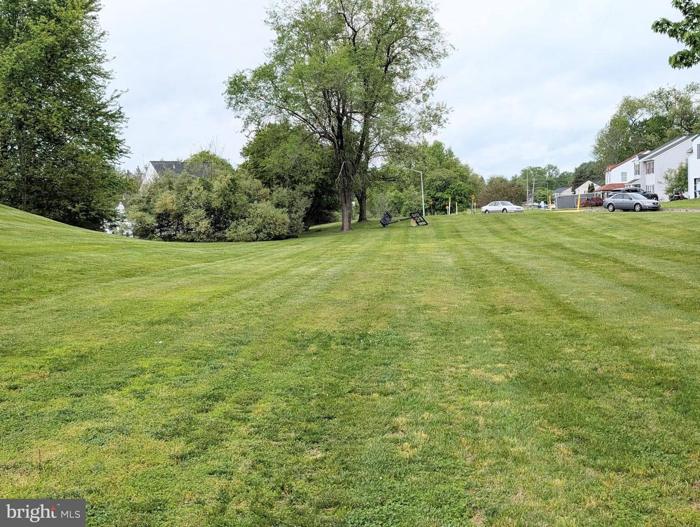 552 Applewood Court photo 34
