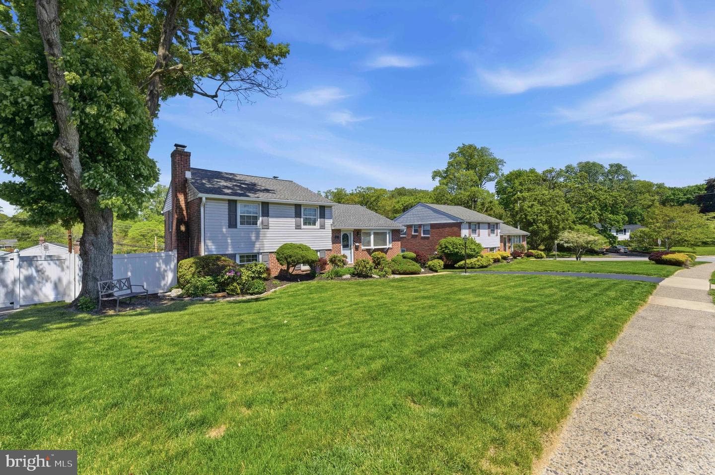 447 Maddock Road photo 3