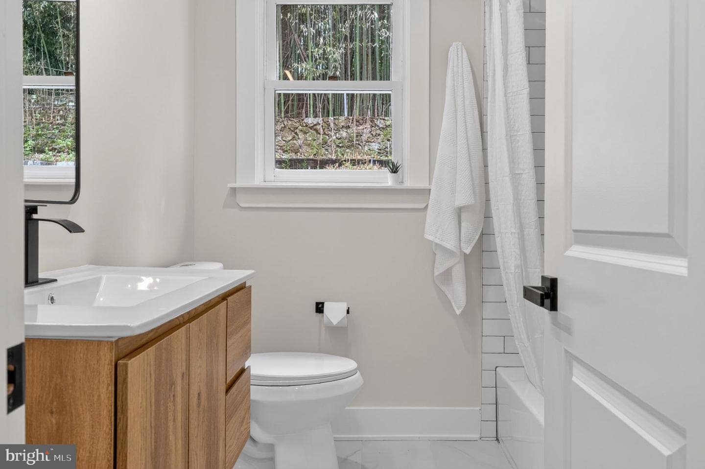 135 Bryn Mawr Avenue photo 16