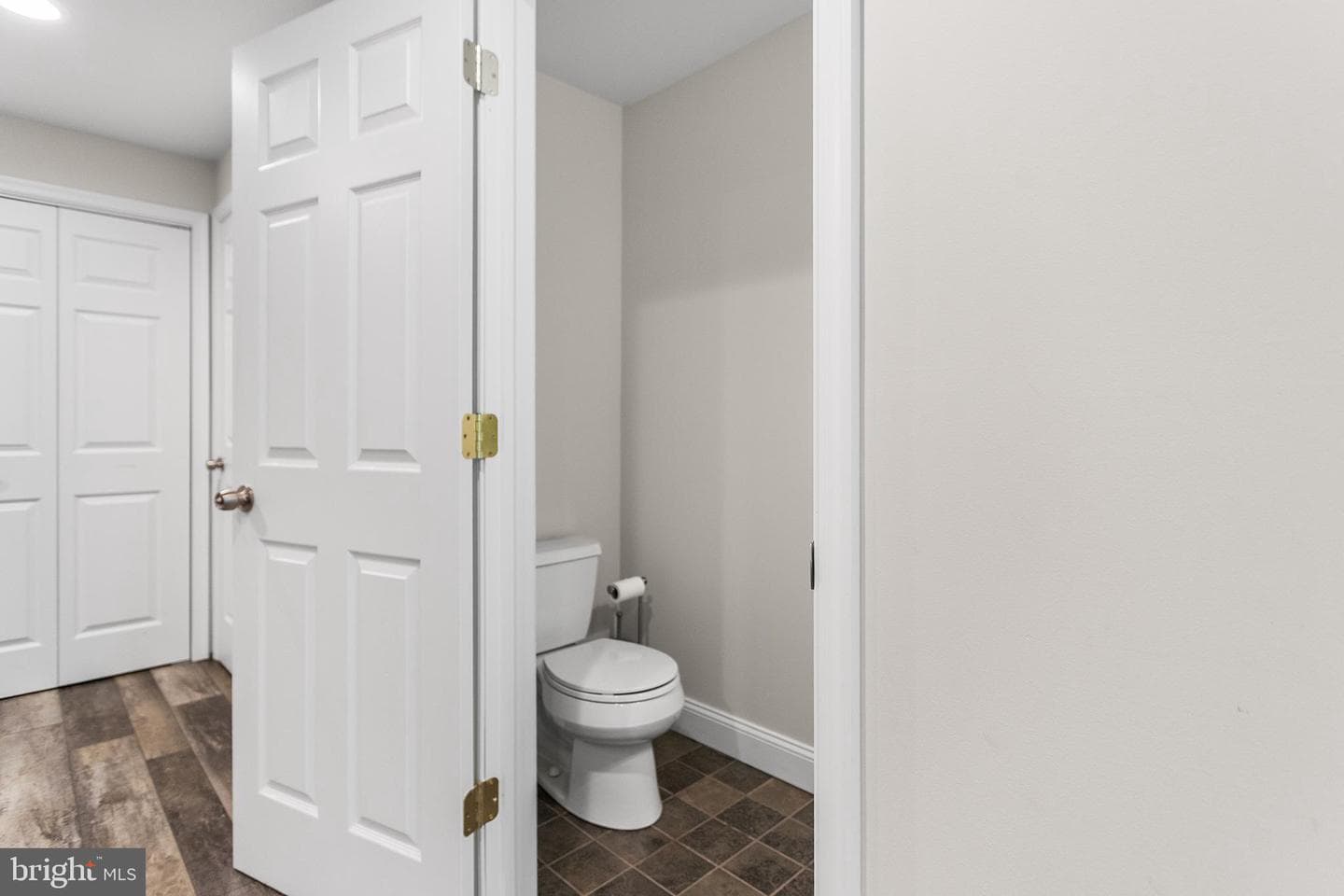 12 Hoag Lane photo 28