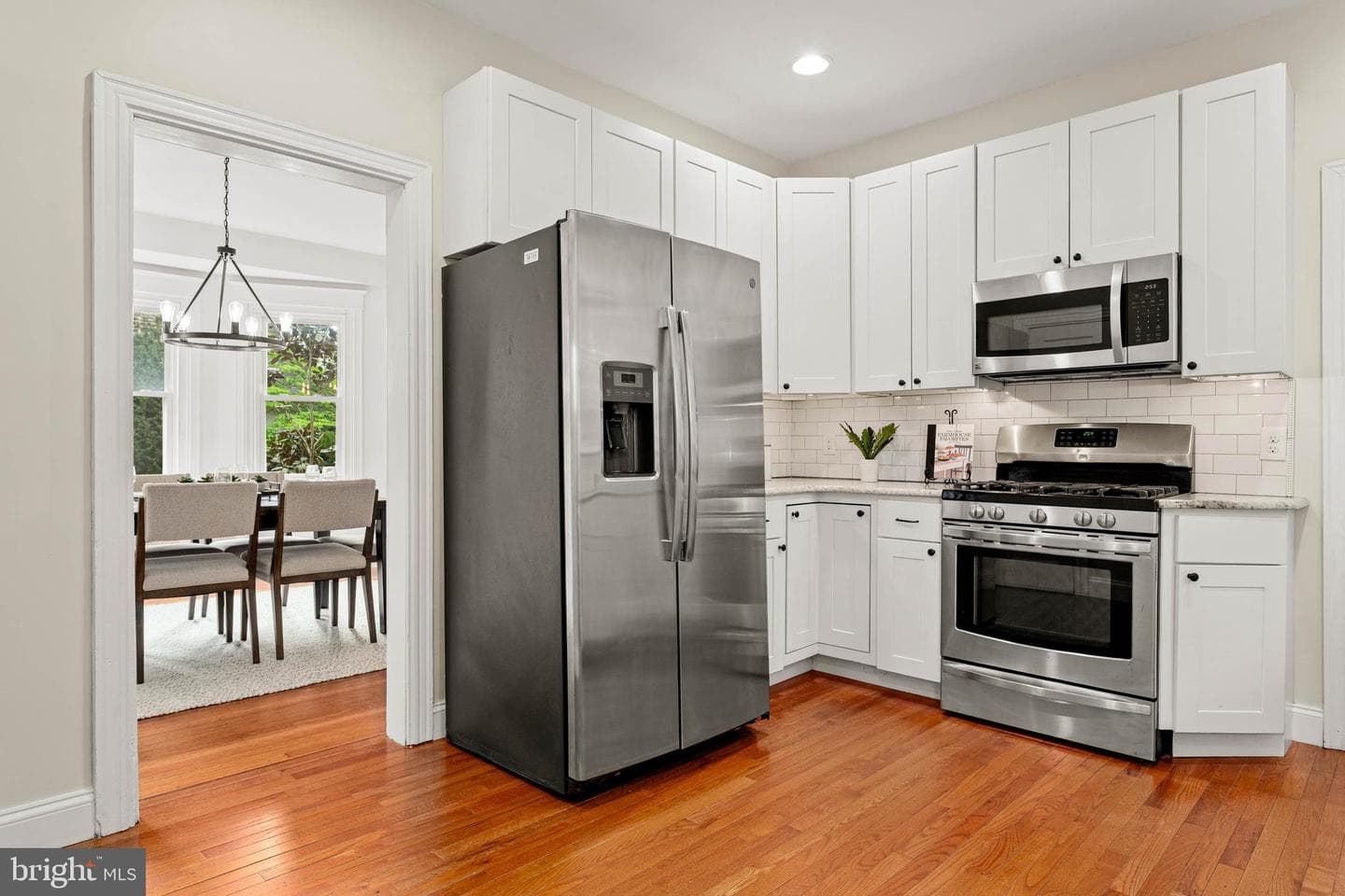 1227 Manor Road photo 16