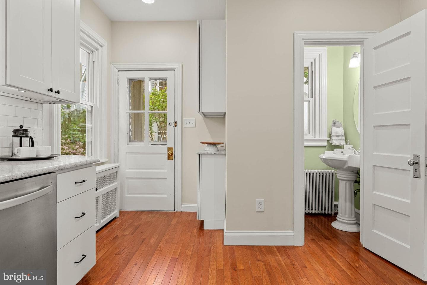 1227 Manor Road photo 19