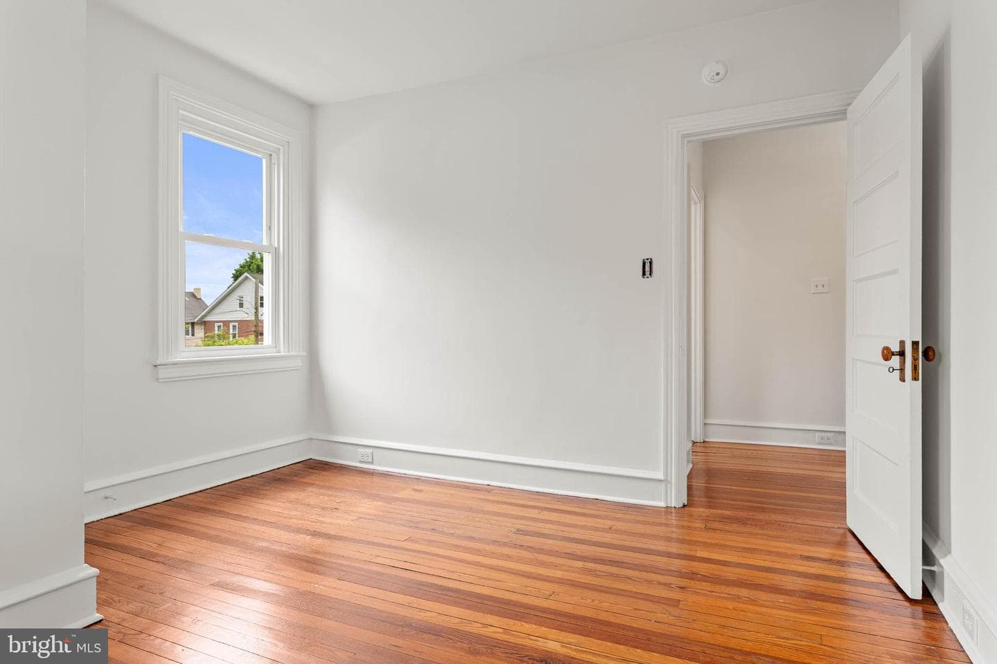 1227 Manor Road photo 28