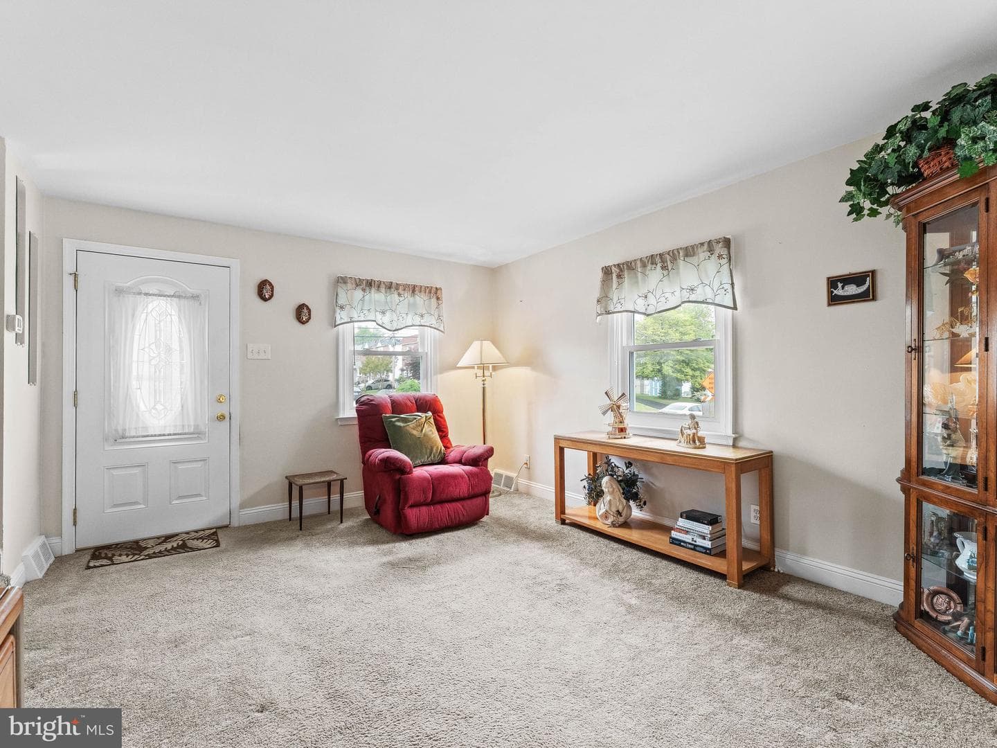 818 4th Avenue photo 3