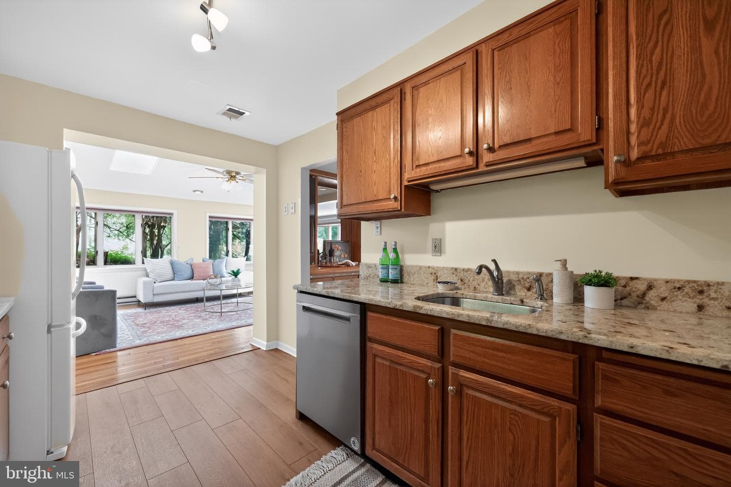 1231 Robin Hill Road photo 23