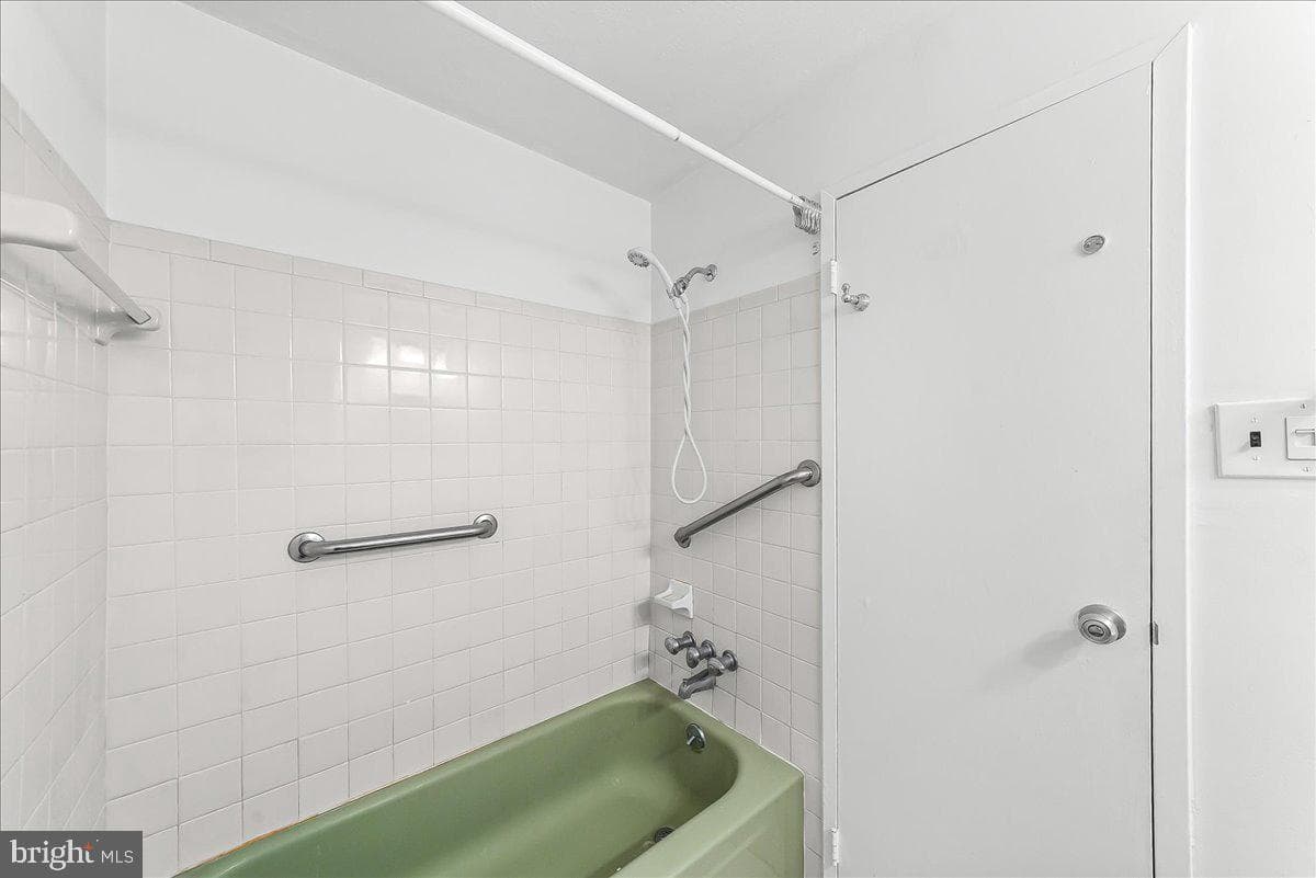 510 N Lemon Street #c-11 photo 20
