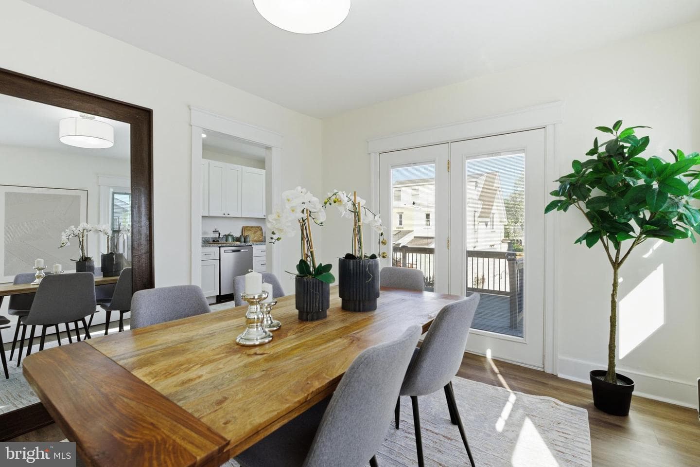 746 Oak View Road photo 11