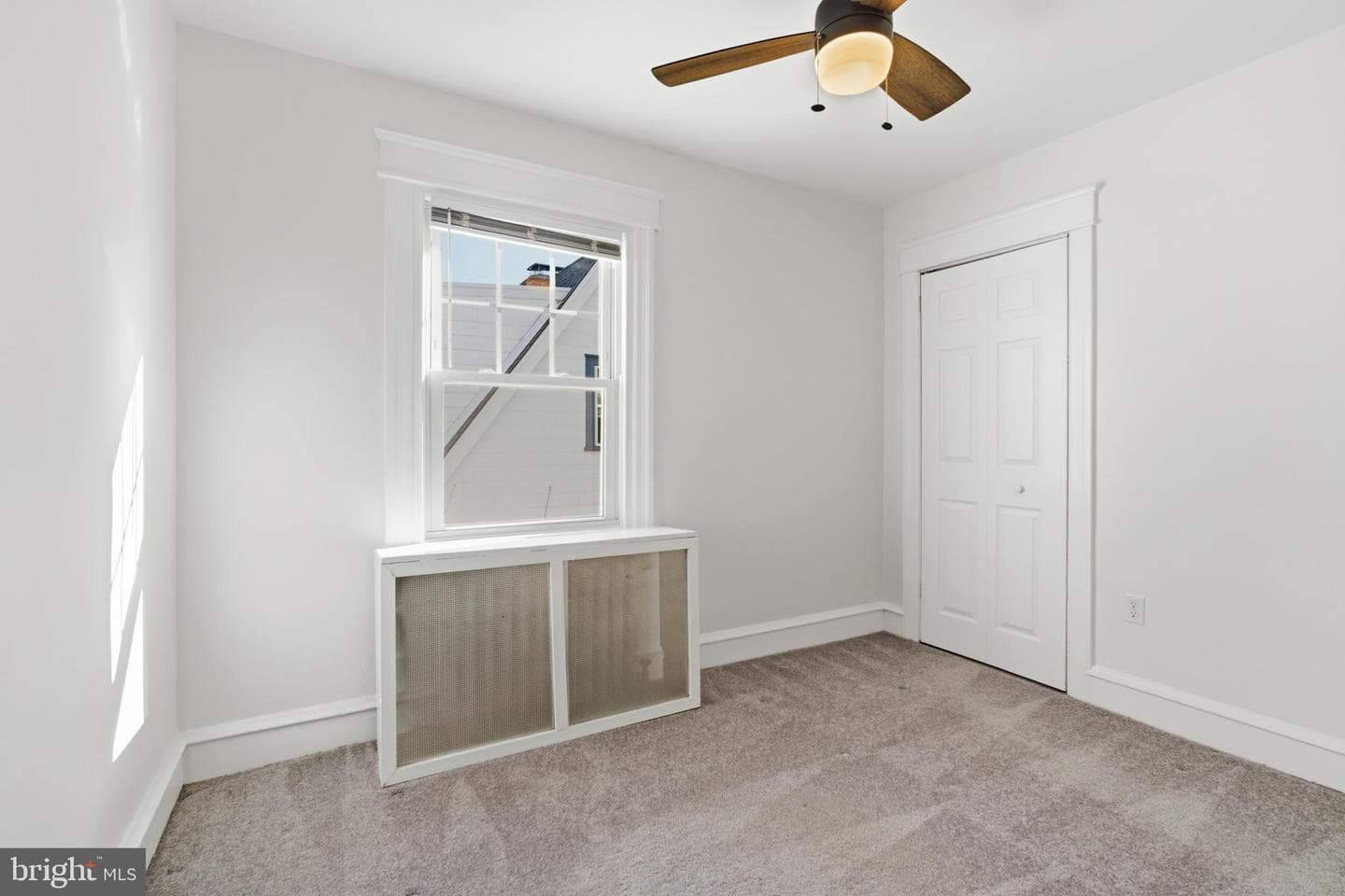746 Oak View Road photo 22