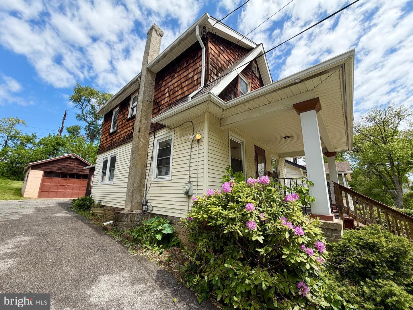 1404 Elmwood Avenue photo 98