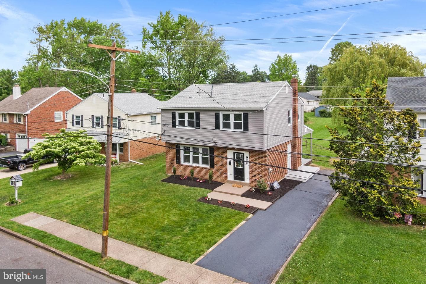 608 Hutchinson Terrace photo 41