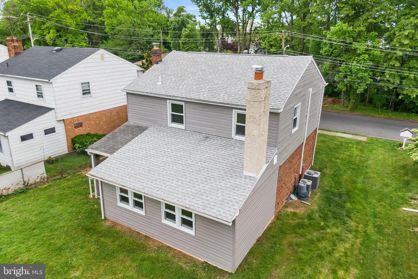 608 Hutchinson Terrace photo 44