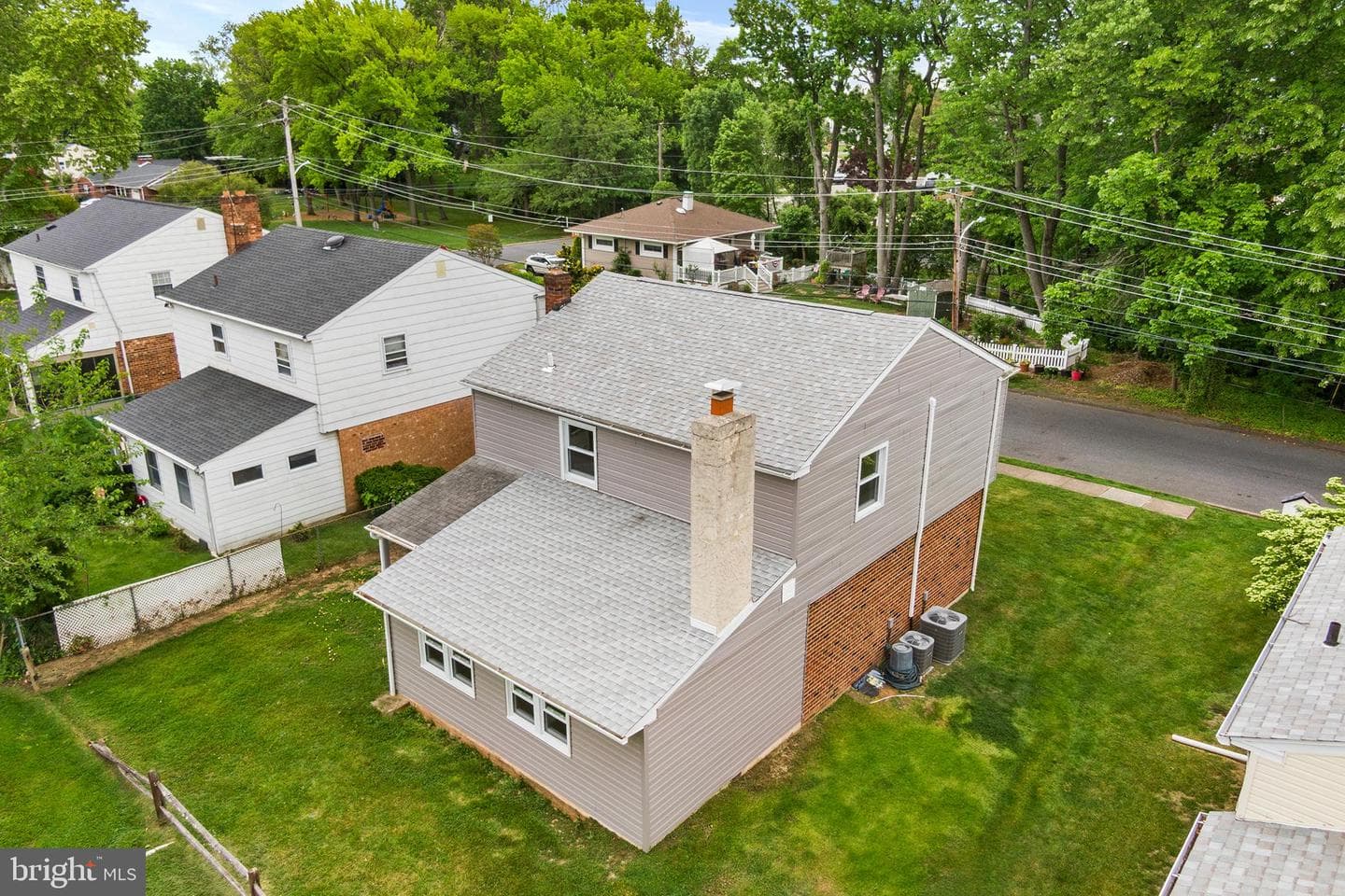 608 Hutchinson Terrace photo 45