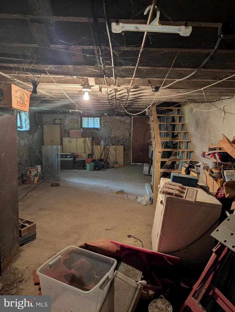 80 W Marshall Road photo 20