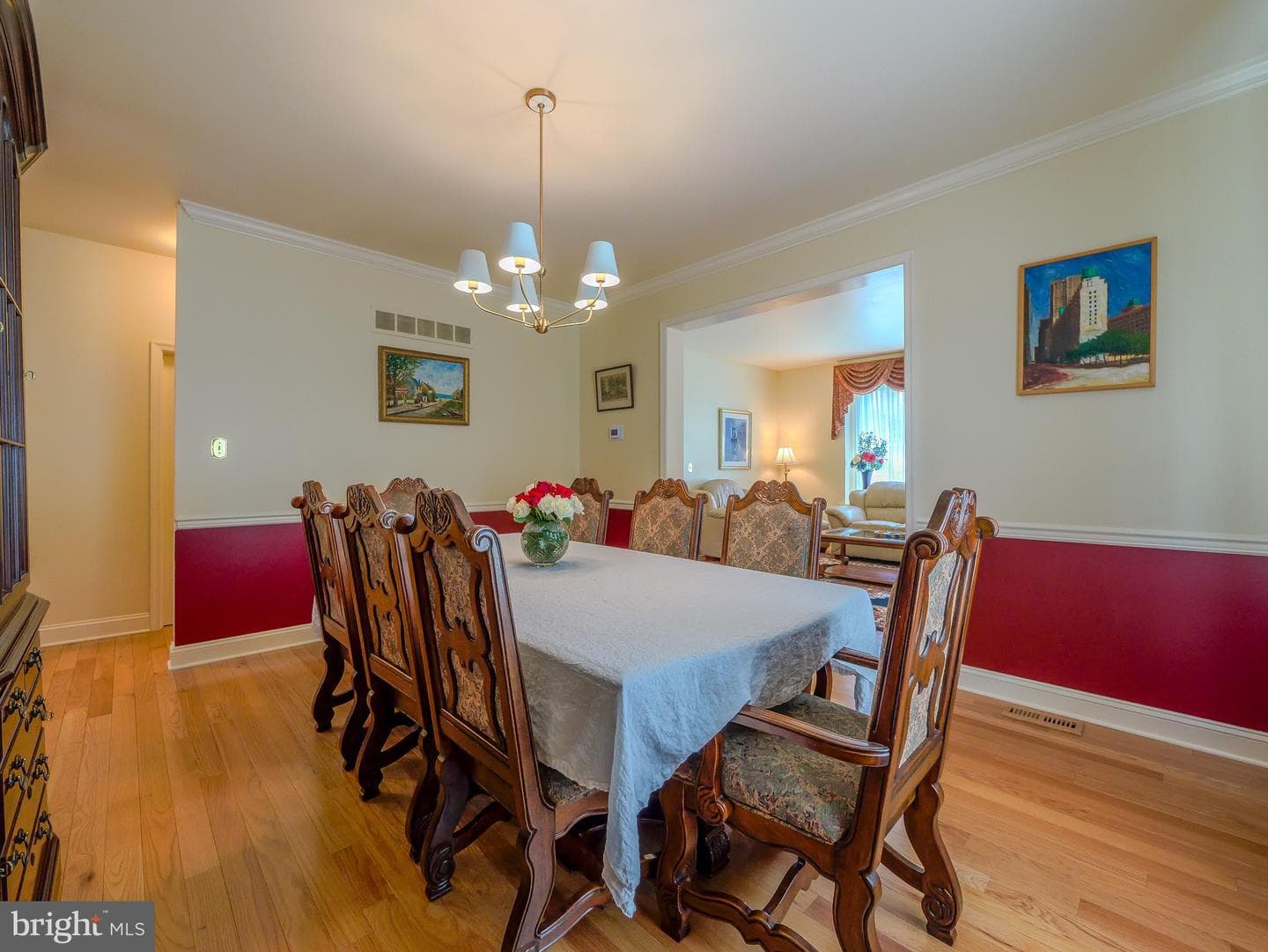 226 E Benedict Avenue photo 23