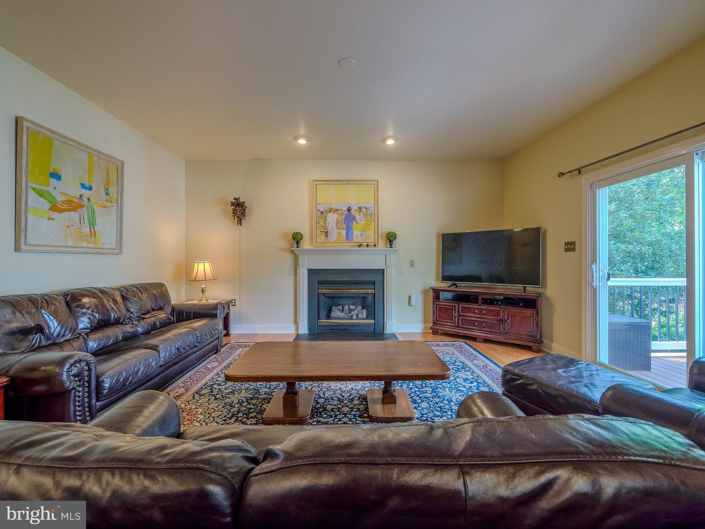 226 E Benedict Avenue photo 37