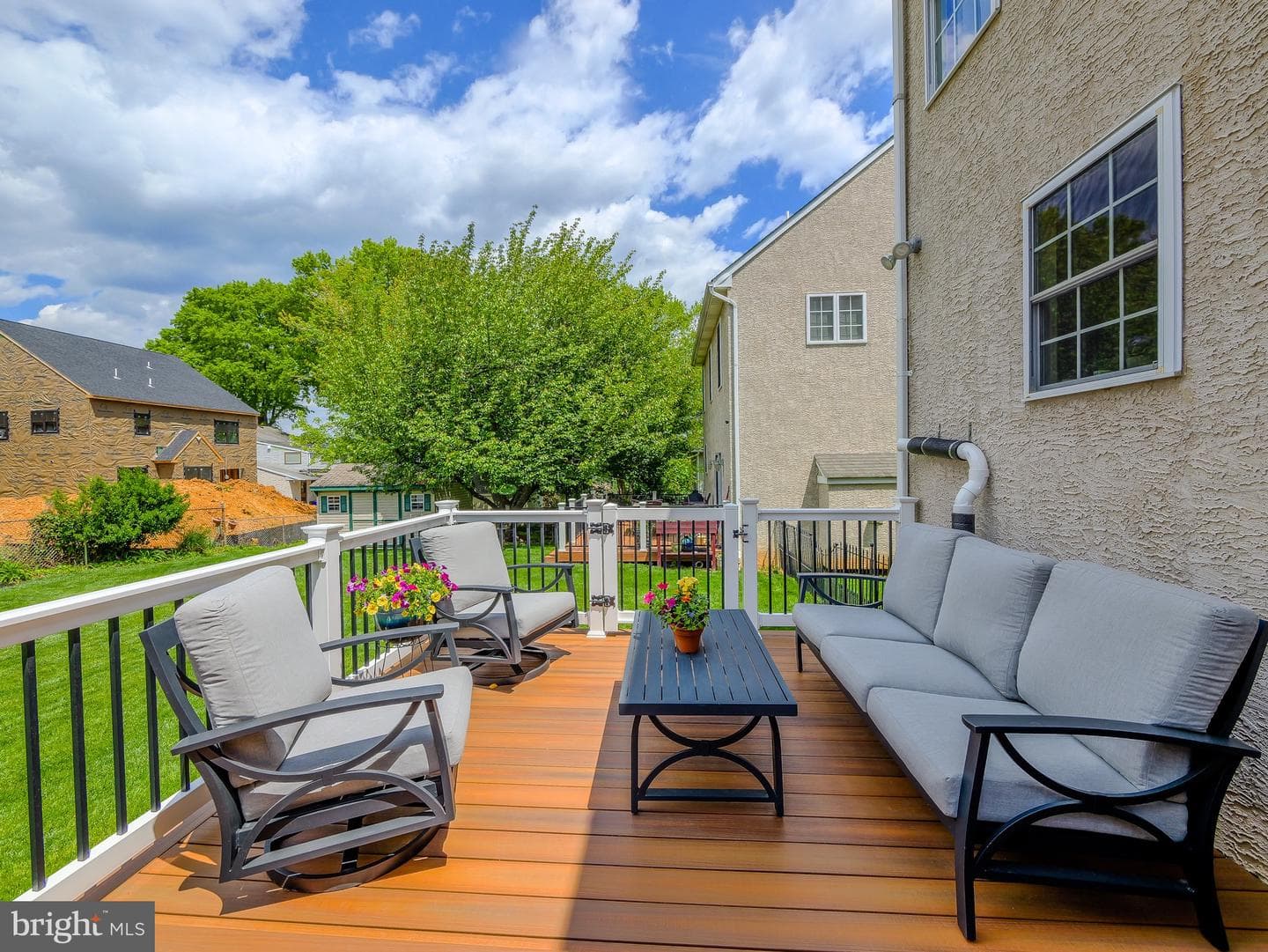 226 E Benedict Avenue photo 43
