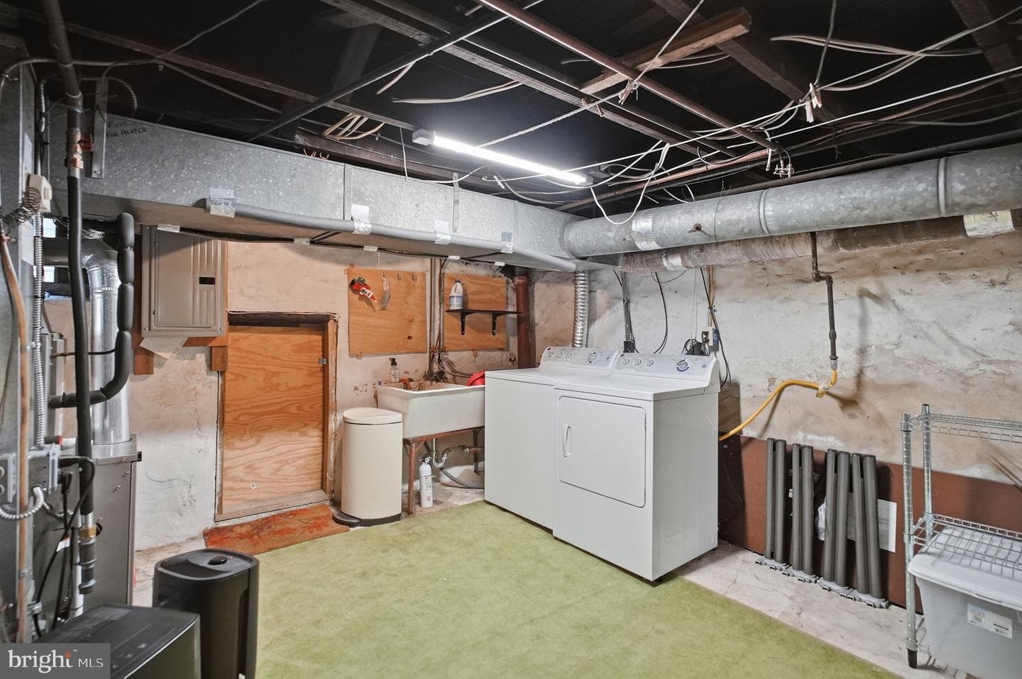 12 Manchester Avenue photo 32