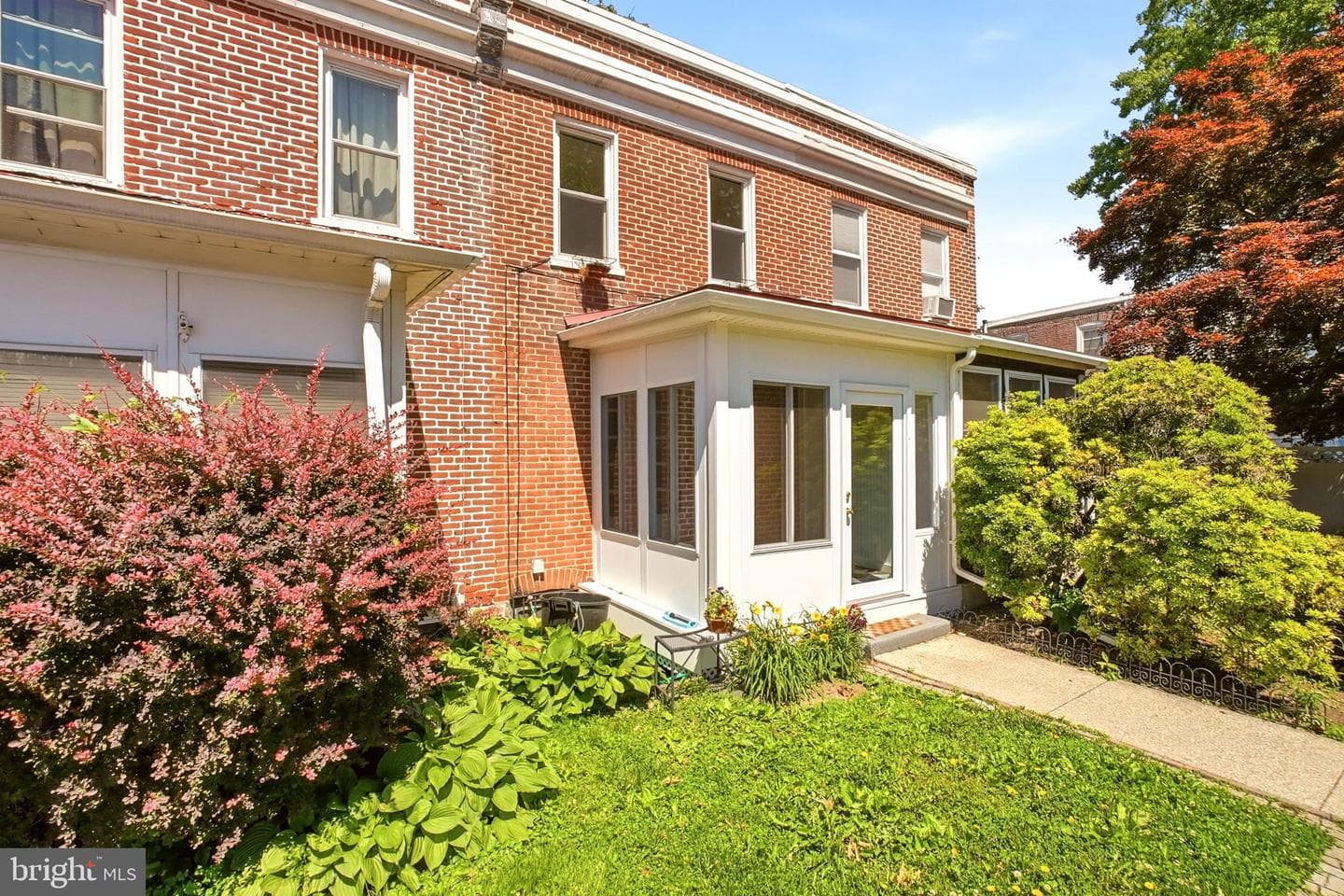 12 Manchester Avenue photo 36
