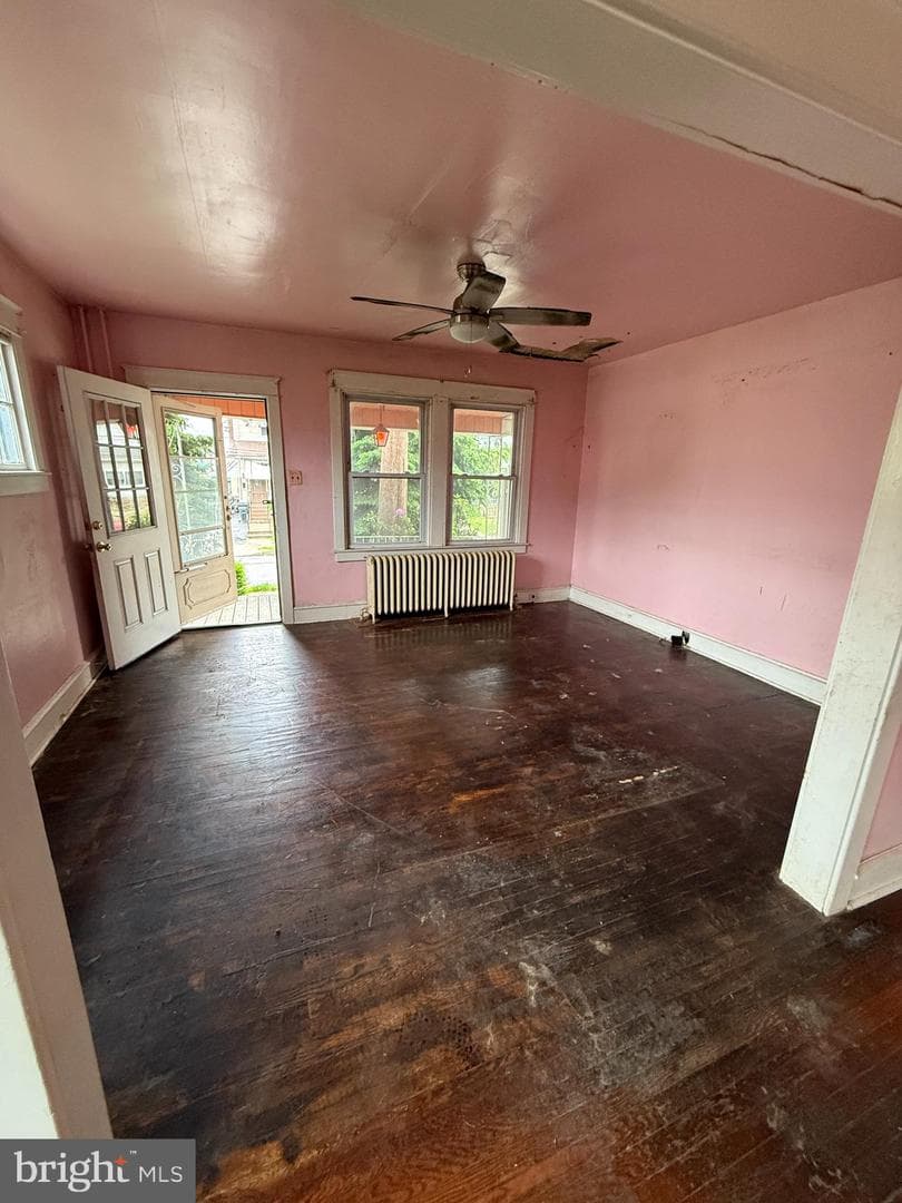 426 Custer Avenue photo 4