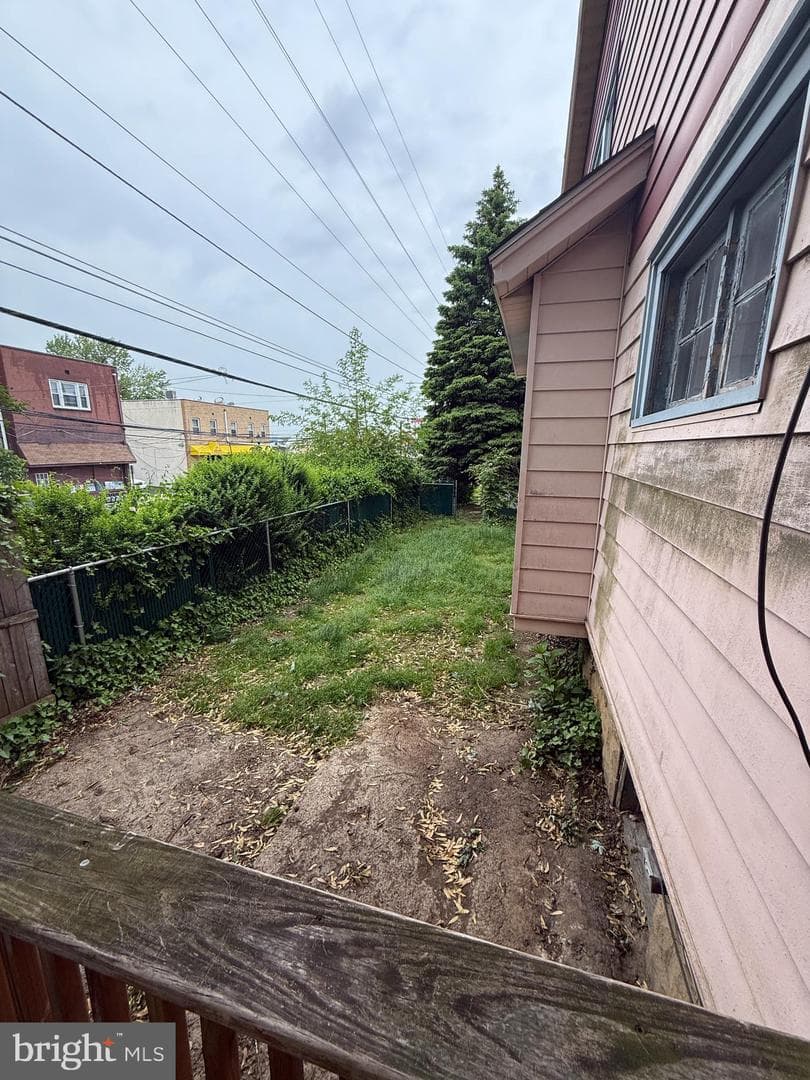 426 Custer Avenue photo 8