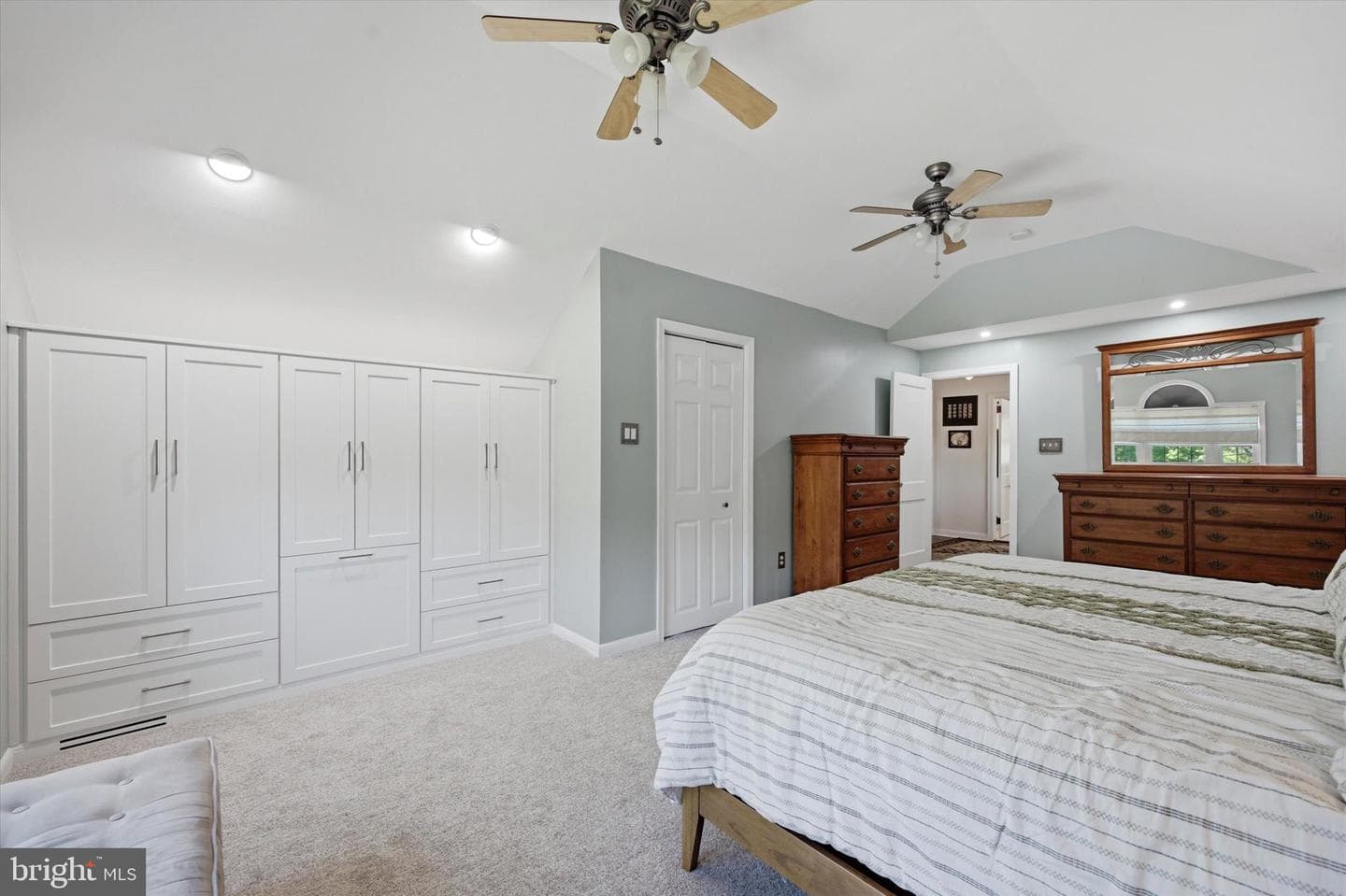 32 Radnor Drive photo 27