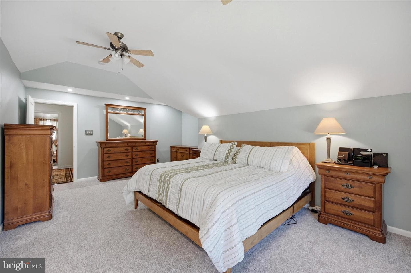 32 Radnor Drive photo 28