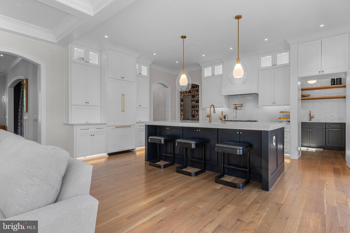 112 Dovecote Lane photo 9