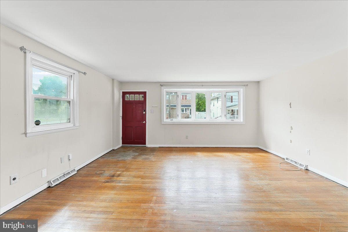 2 S Bonsall Avenue photo 3