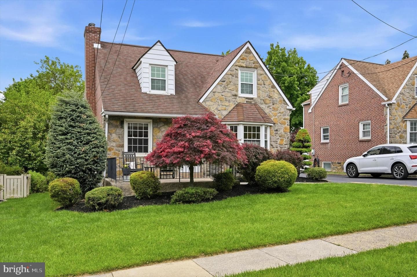 2408 Olcott Avenue photo 2