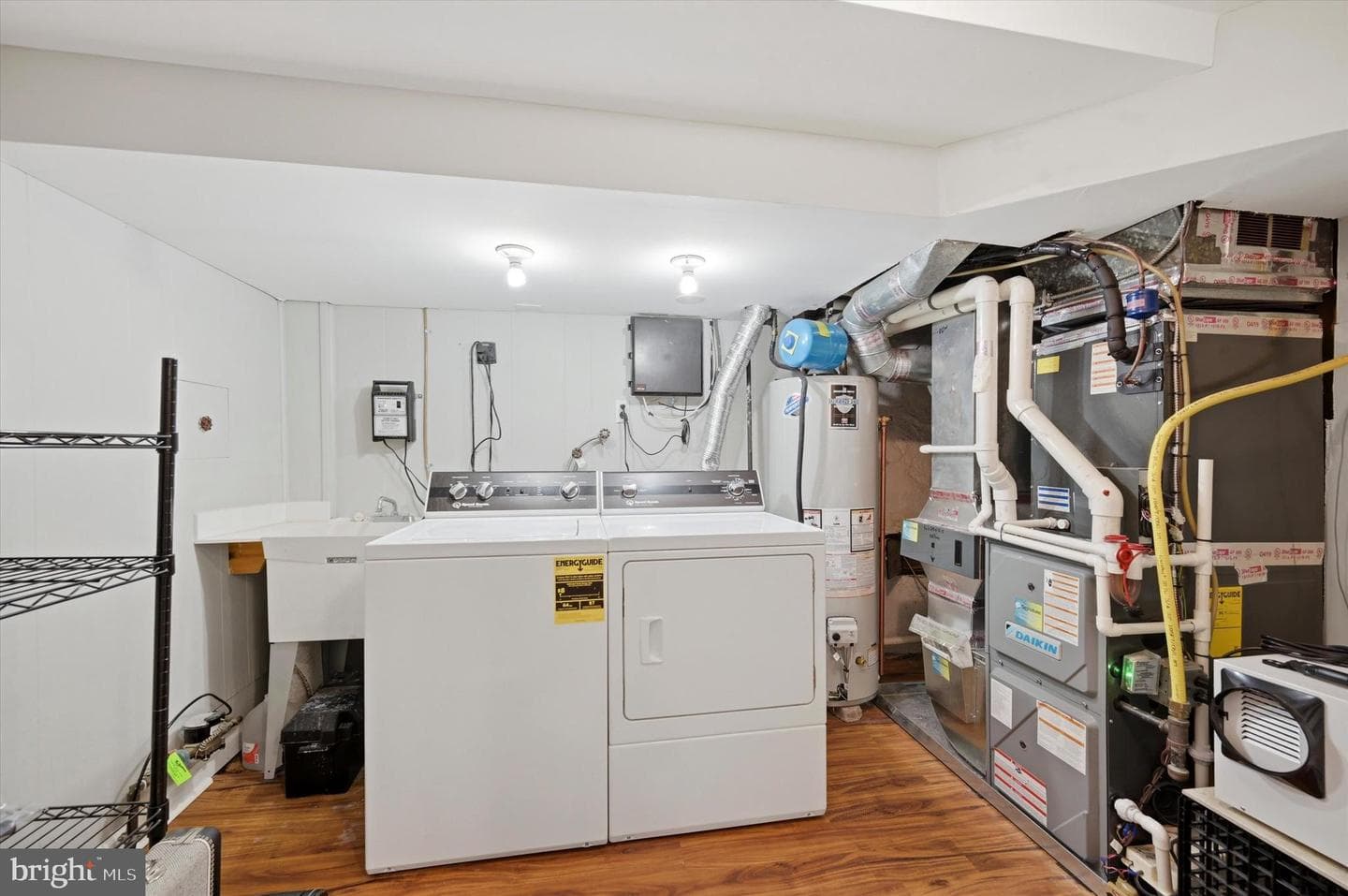 2408 Olcott Avenue photo 20