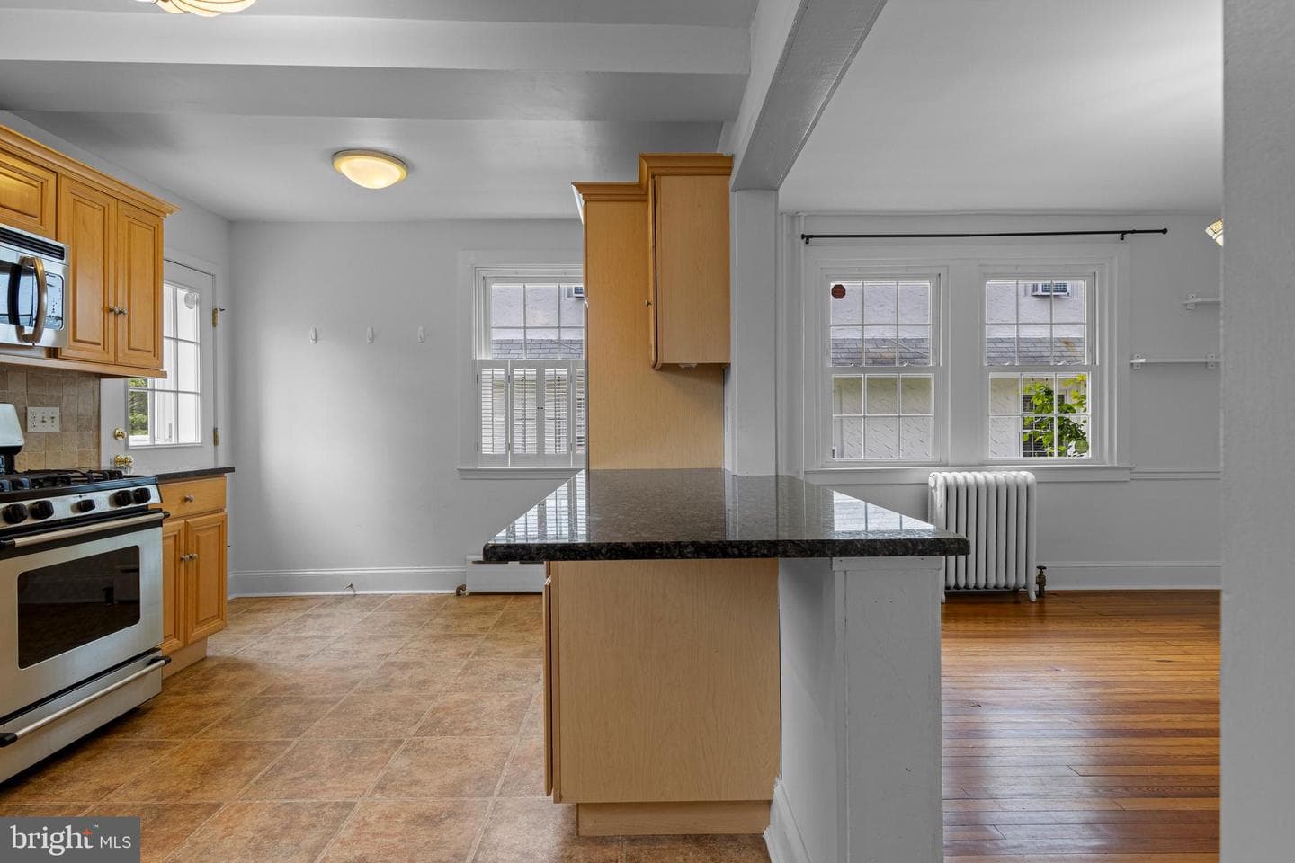 239 Lowrys Lane photo 11